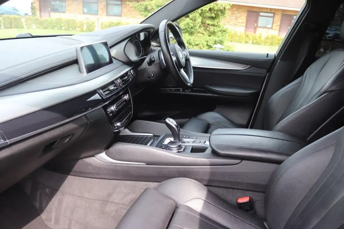 2015-bmw-x6-30td-xdrive30d-m-sport-big-29