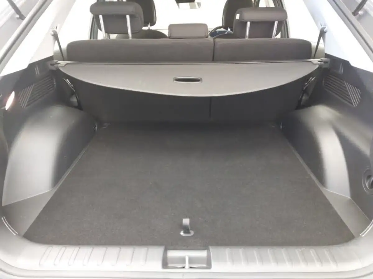 2022-hyundai-ioniq-5-e-se-connect-big-7