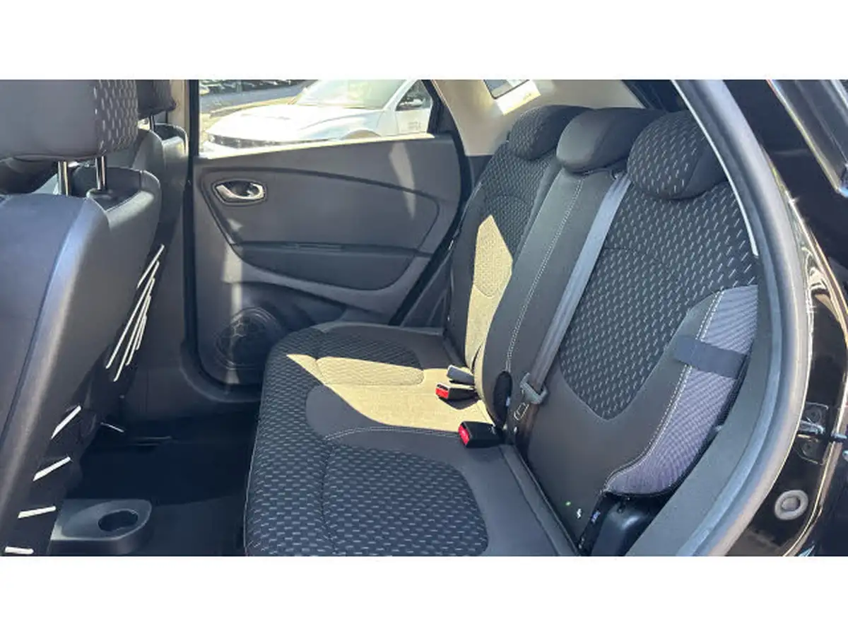 2017-renault-captur-09-tce-dynamique-s-nav-big-15
