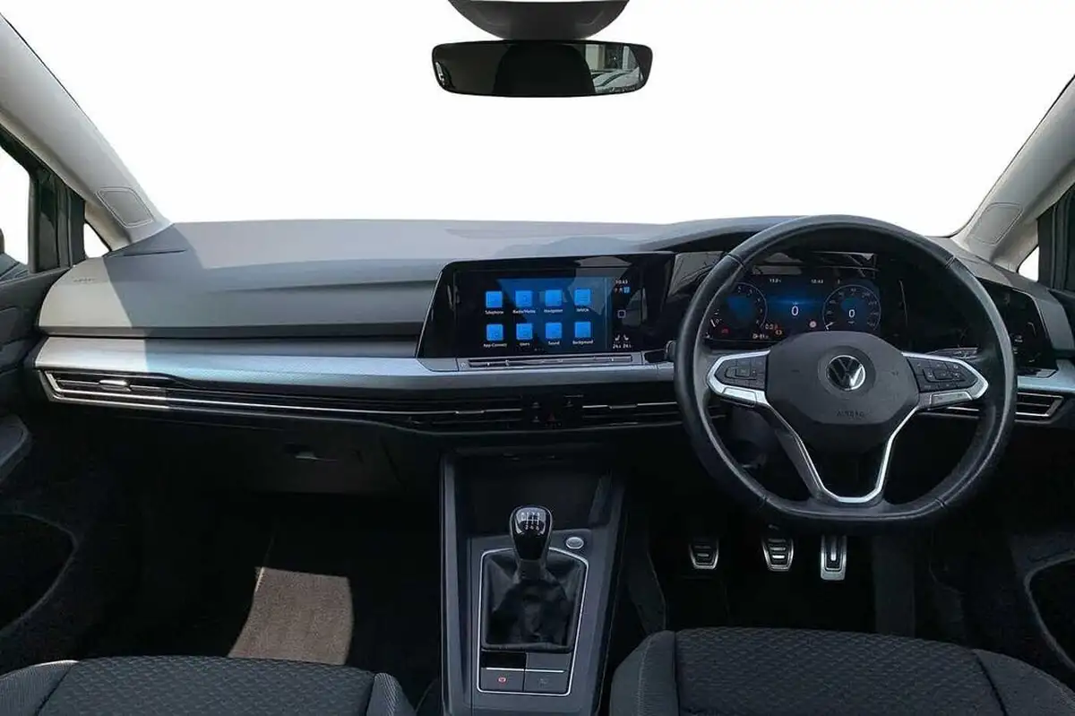2022-volkswagen-golf-15-tsi-active-150ps-big-9