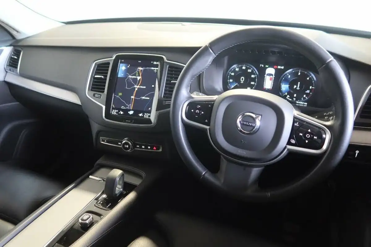 2021-volvo-xc90-20td-b5-momentum-big-4
