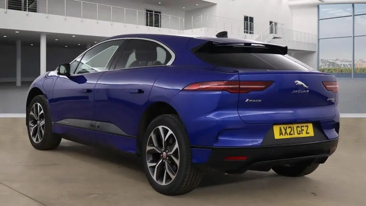 2021-jaguar-i-pace-ev400-hse-big-3