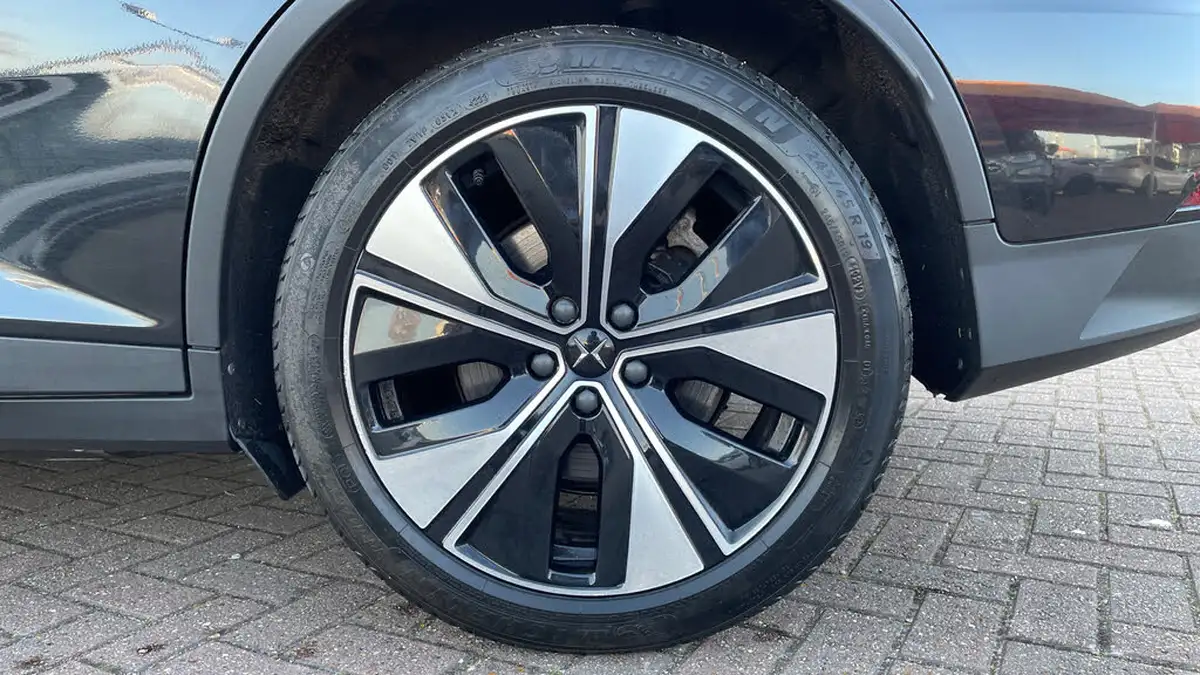 2023-polestar-polestar-2-e-ps2-170kw-standard-single-hatchback-big-17