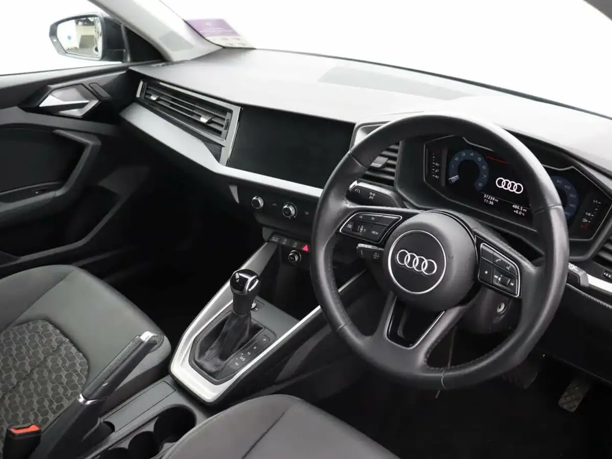 2019-audi-a1-10-30-tfsi-sport-ss-s-tronic-big-16