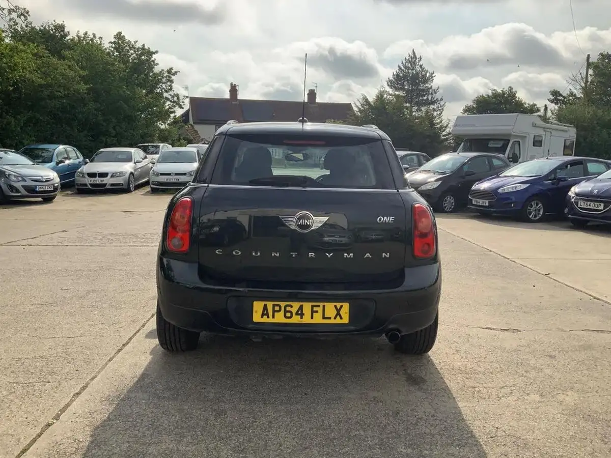 2014-mini-countryman-16-one-98bhp-big-18