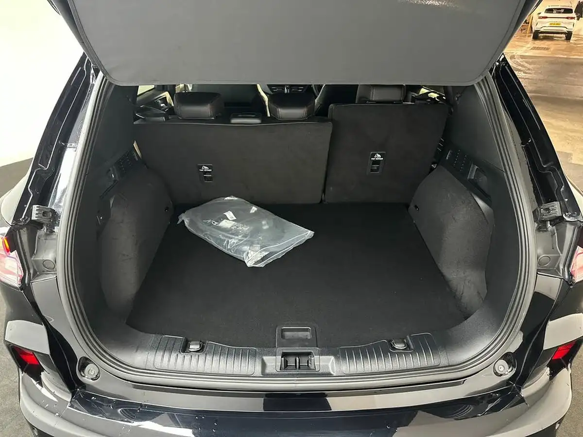 2024-ford-kuga-25t-st-line-x-edition-225ps-phev-big-33