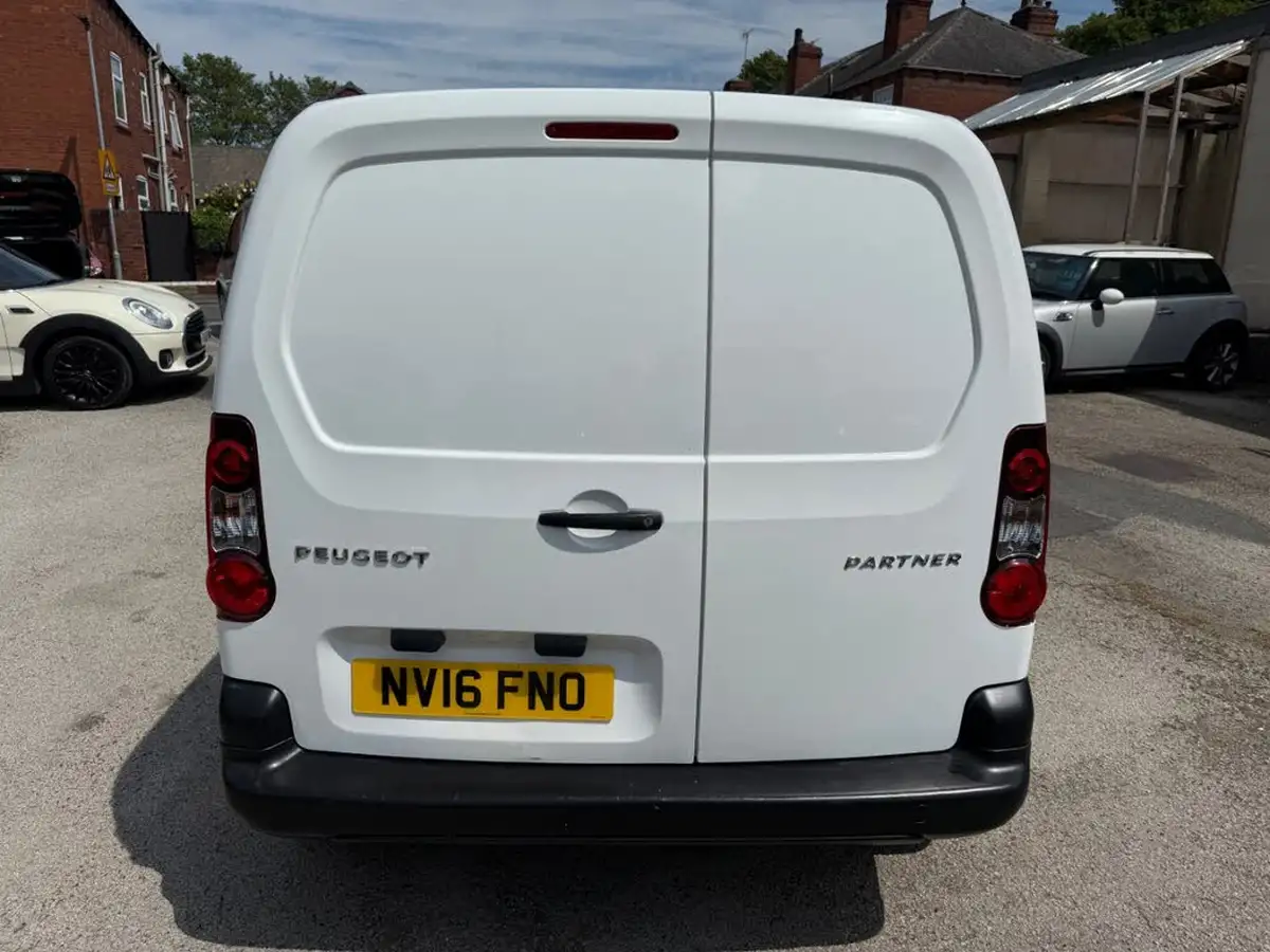 2016-peugeot-partner-16td-s-l1-16hdi-92-850-panel-big-4