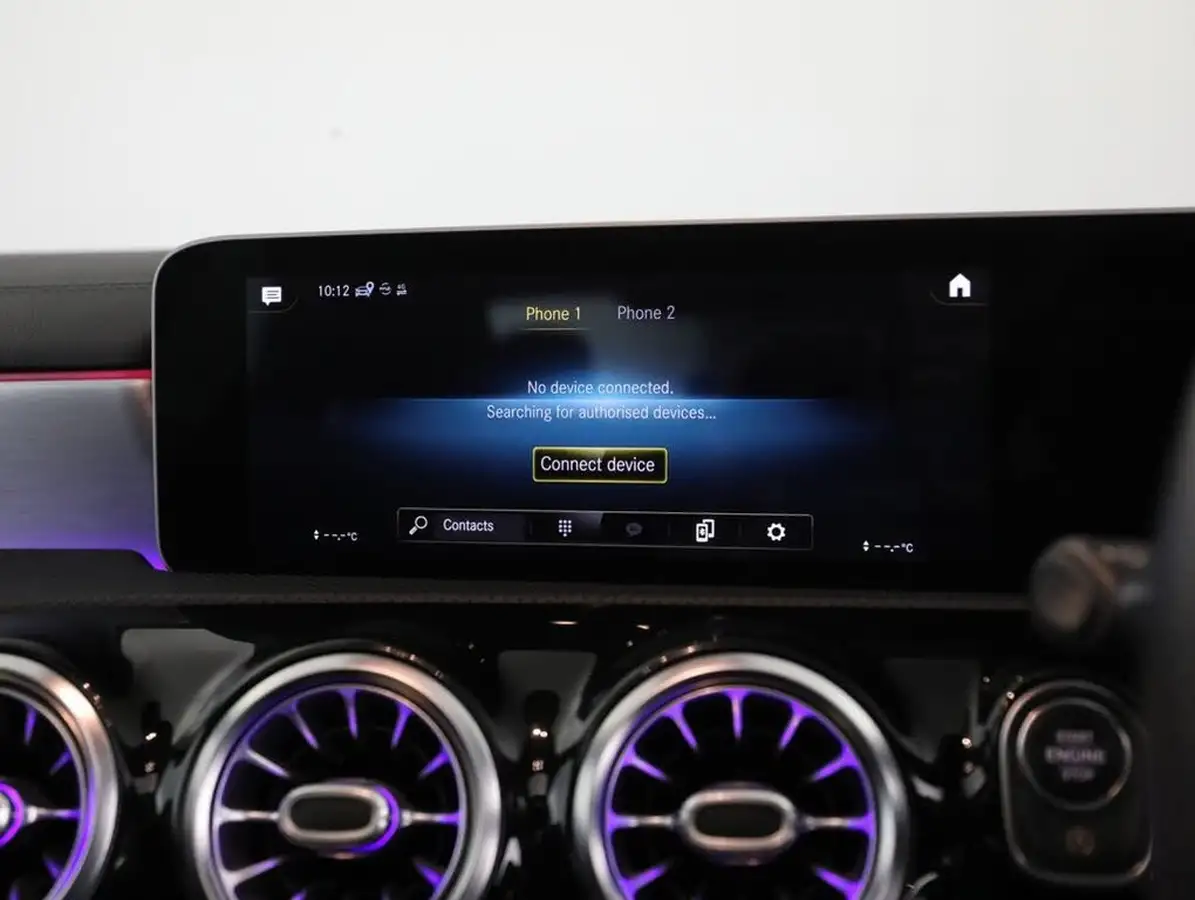 2020-mercedes-benz-cla-13-cla-180-amg-line-premium-plus-coupe-4d-big-43