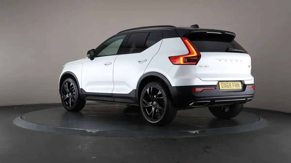 2018-volvo-xc40-15-t3-r-design-pro-big-74