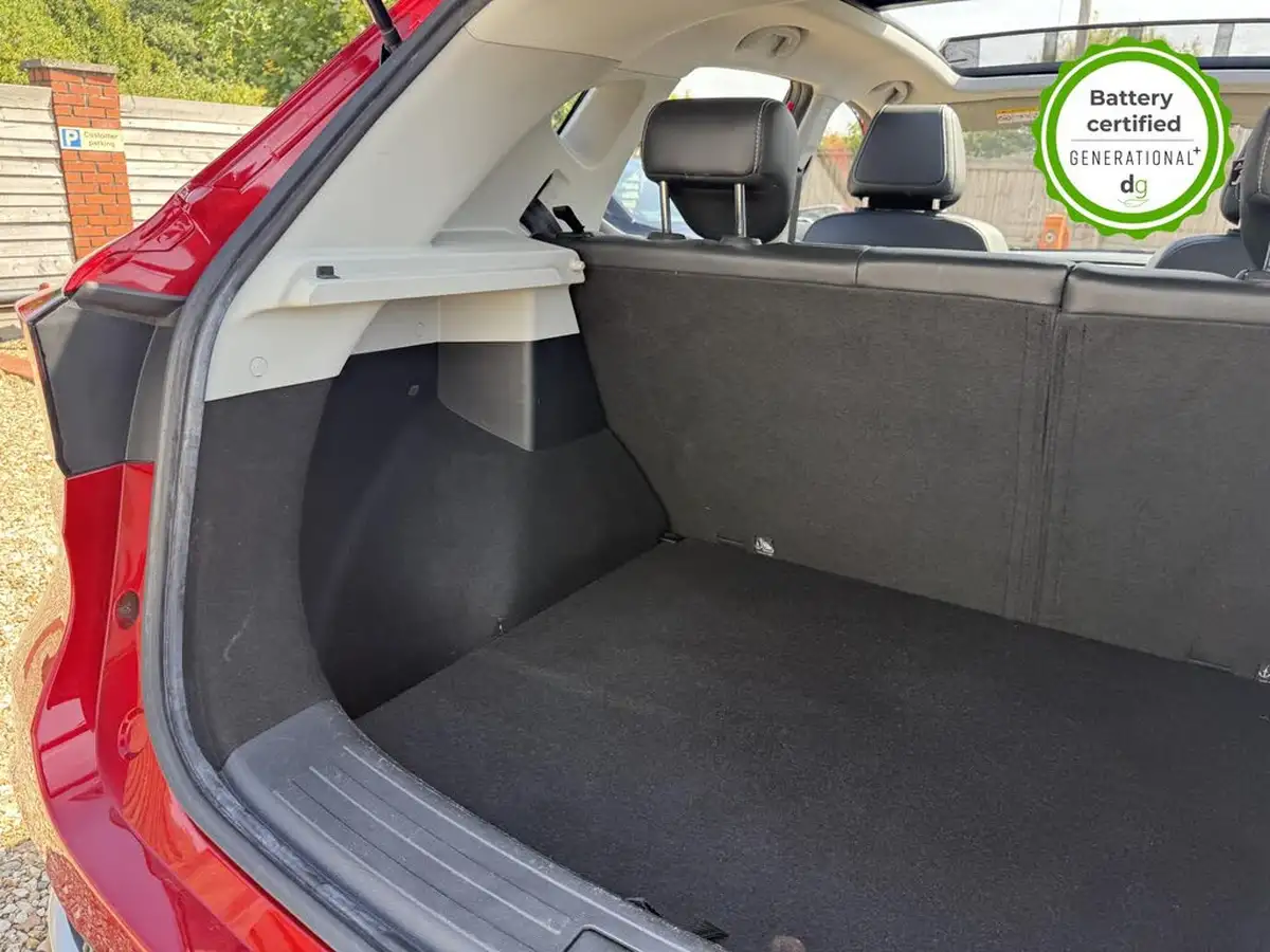 2019-mg-zs-suv-e-exclusive-ev-big-19
