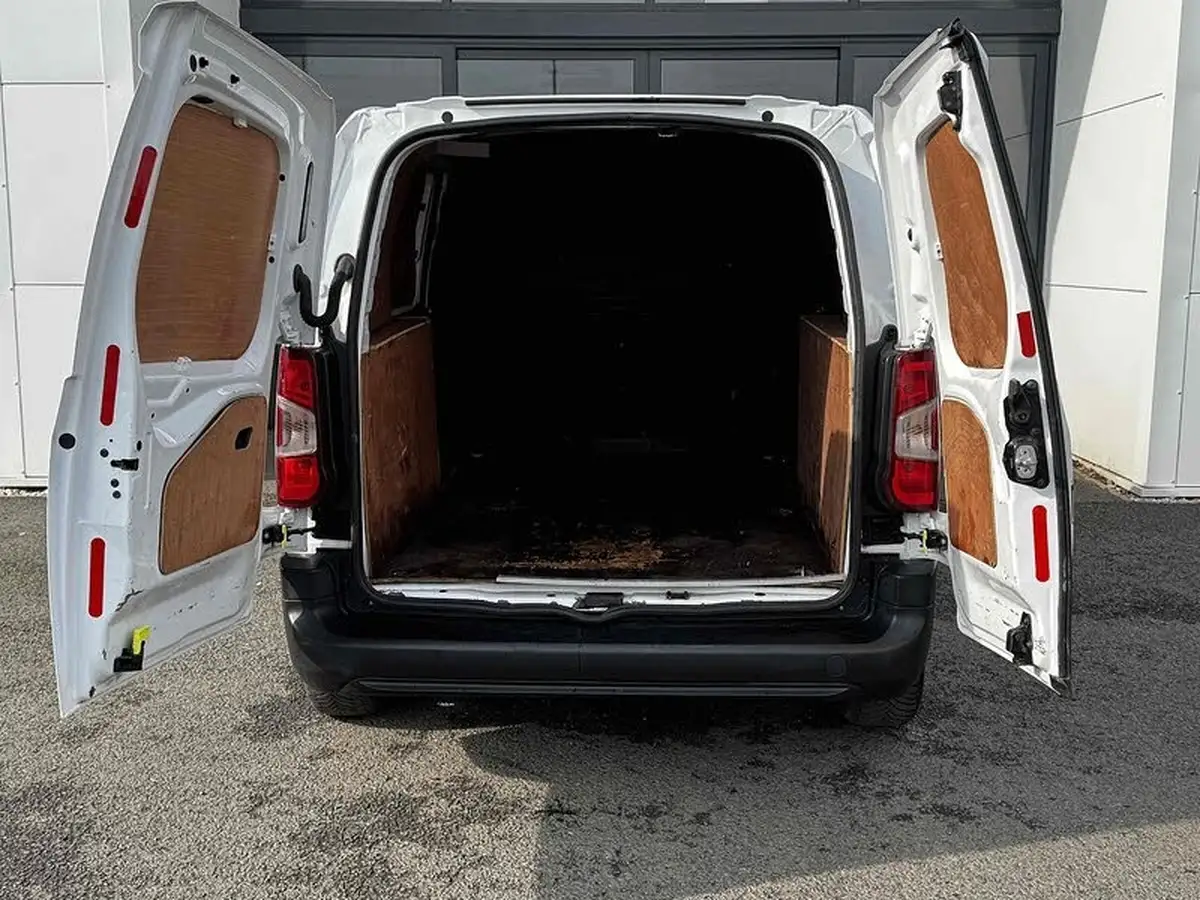 2019-vauxhall-combo-15cdti-edition-2000-100pseu6d-t-panel-big-16