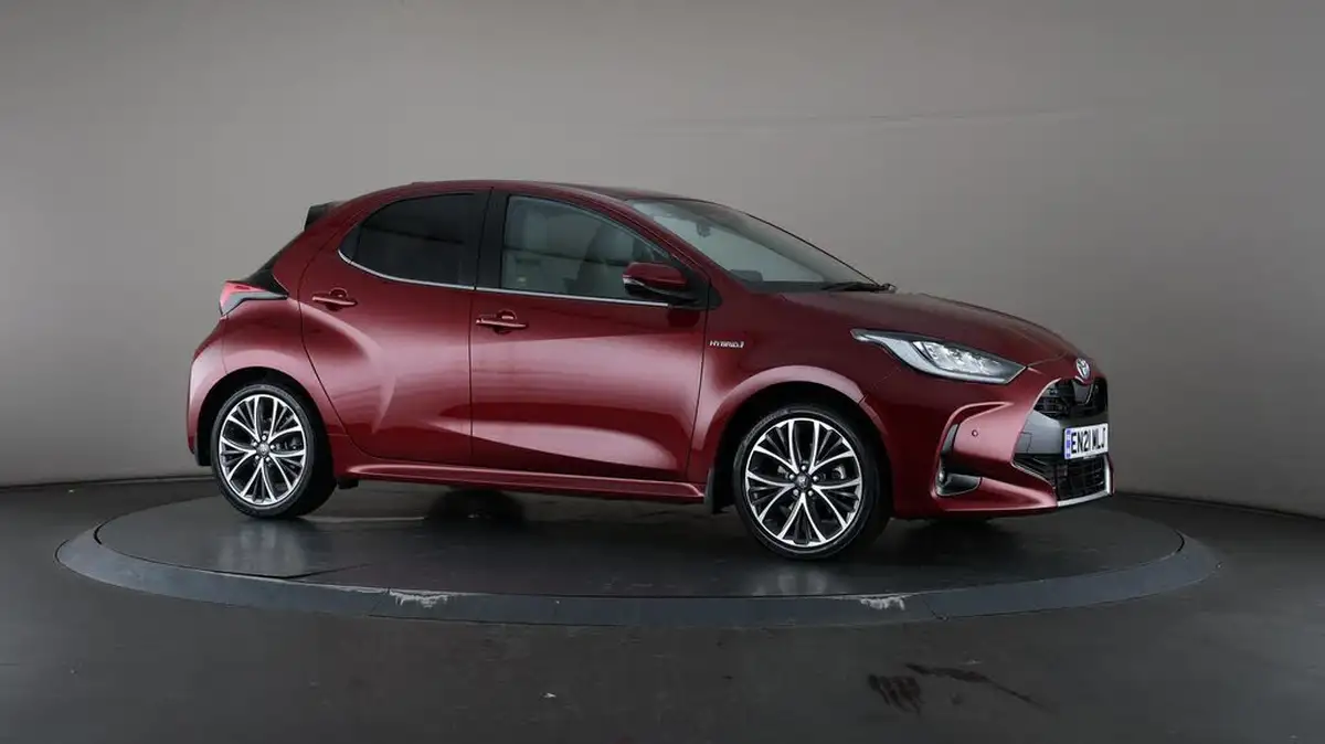 2021-toyota-yaris-15-vvt-i-excel-big-56