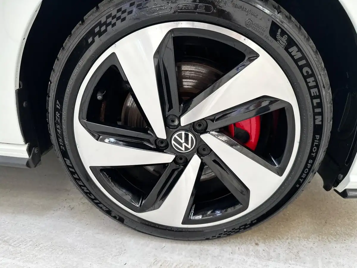 2023-volkswagen-polo-big-41