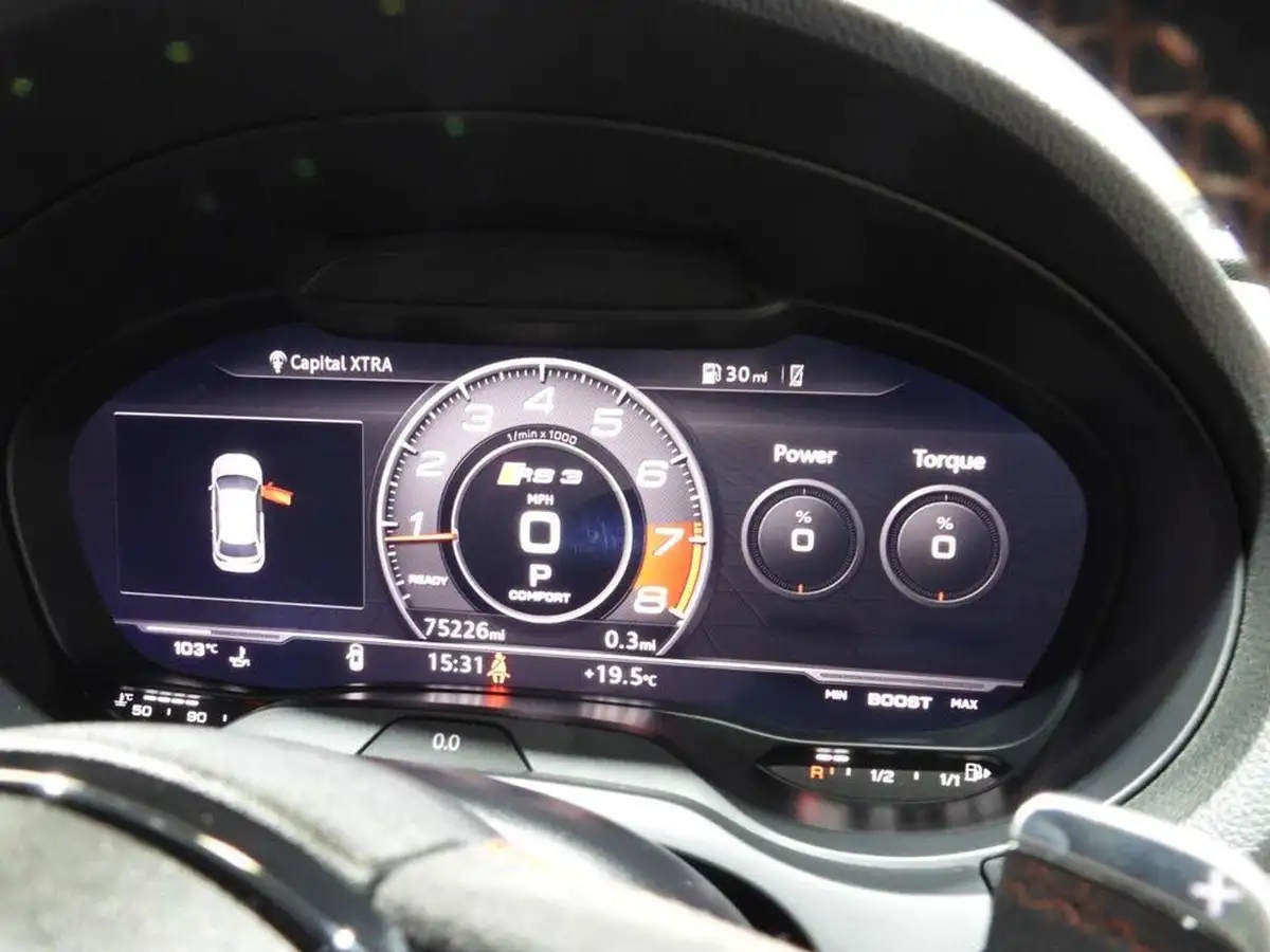 2018-audi-rs3-25-tfsi-quattro-sportback-5d-big-28