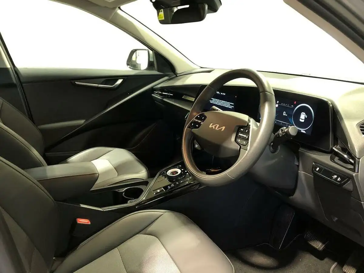 2024-kia-niro-ev-e-3-big-5