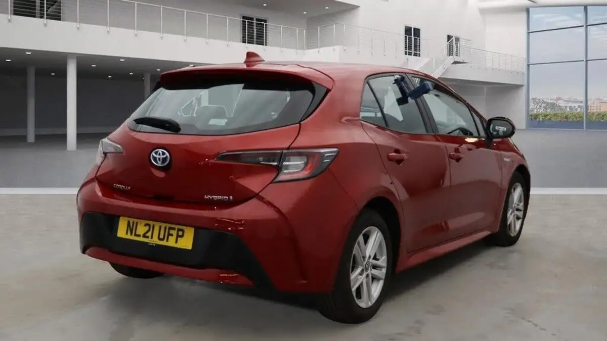2021-toyota-corolla-18-vvt-i-icon-spare-wheel-hatchback-5d-big-3