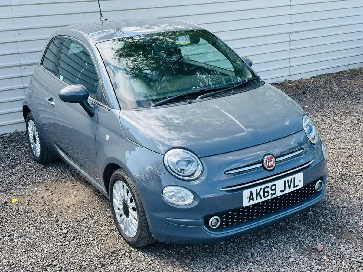 2019-fiat-500-12-lounge-big-3