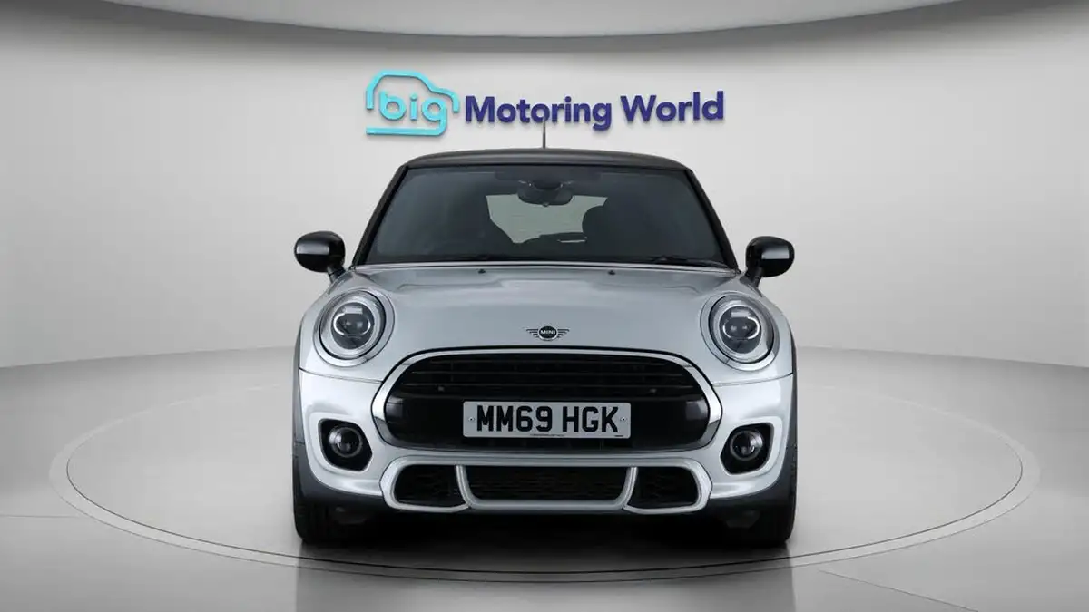 2019-mini-cooper-15-cooper-sport-hatchback-3d-auto-big-2