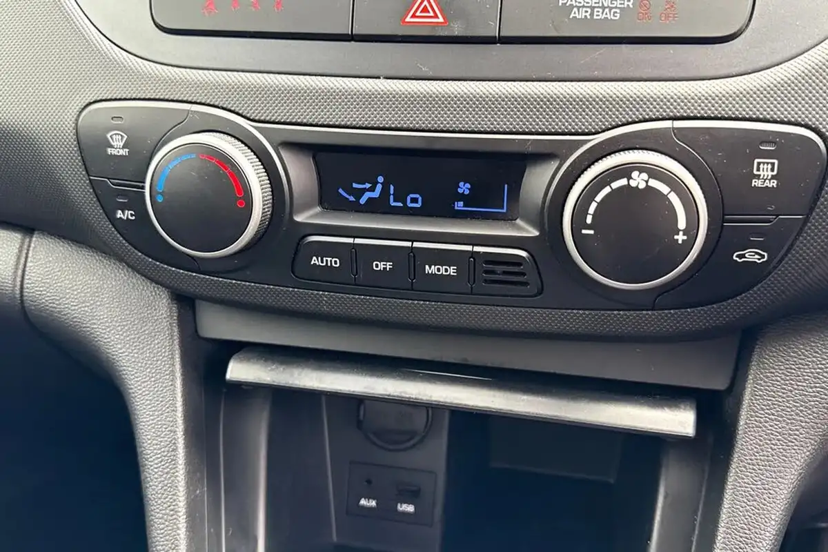2018-hyundai-i10-10-premium-66ps-big-21