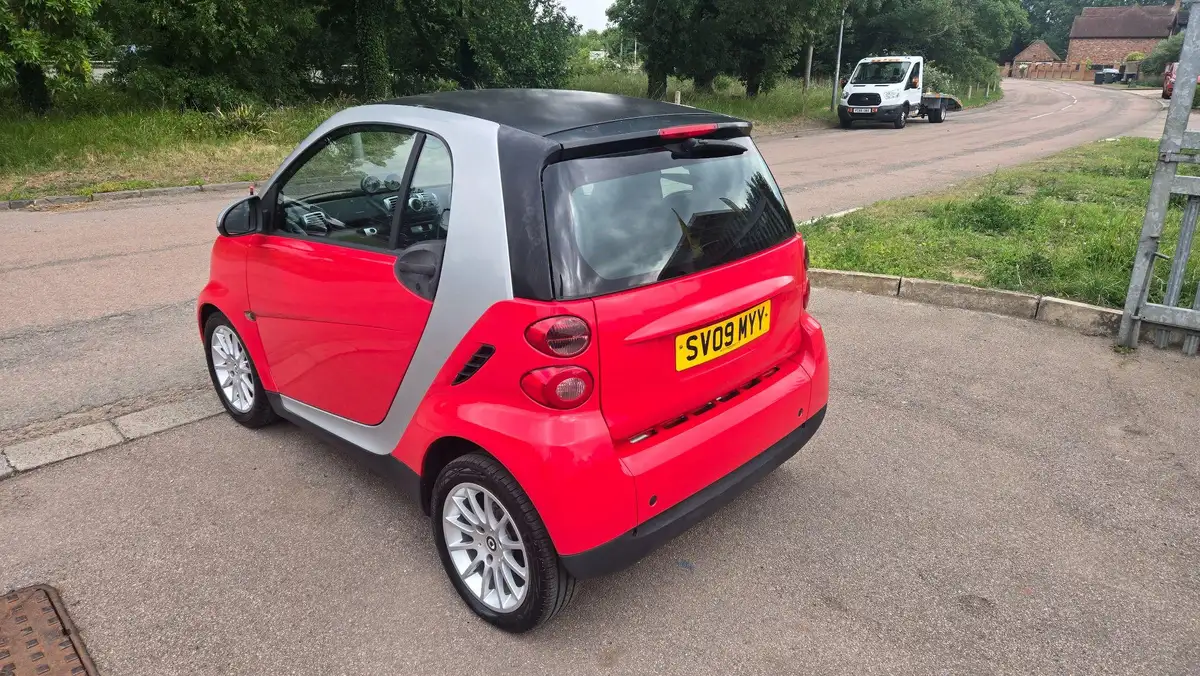 2009-smart-fortwo-10-passion-71bhp-coupe-big-12
