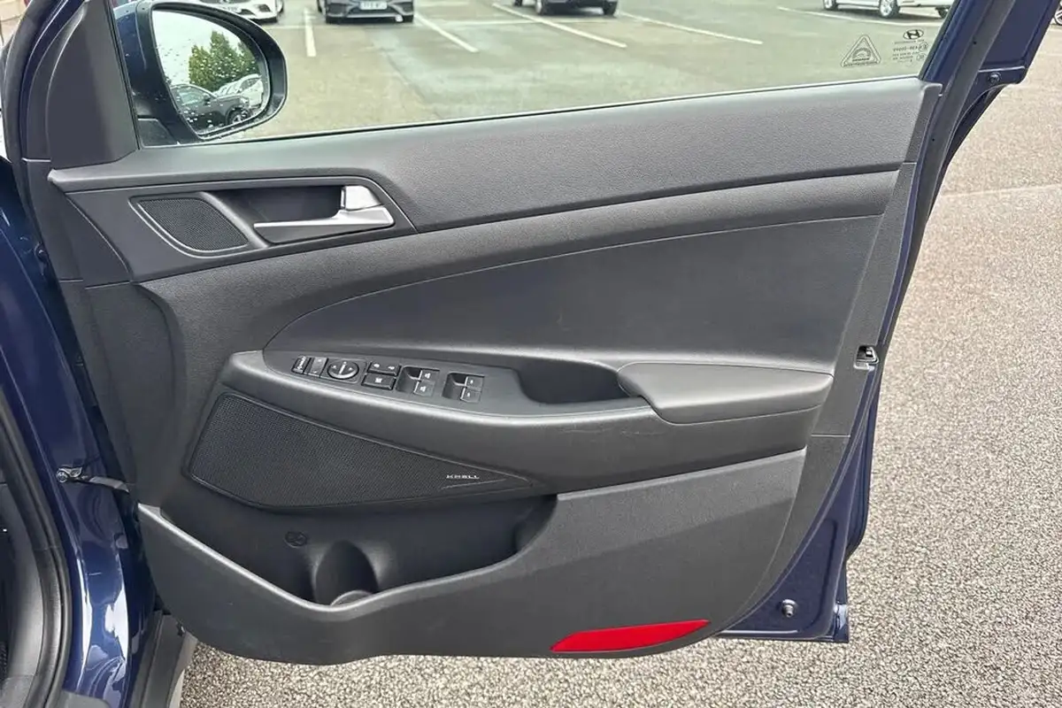 2019-hyundai-tucson-16-t-gdi-premium-big-16