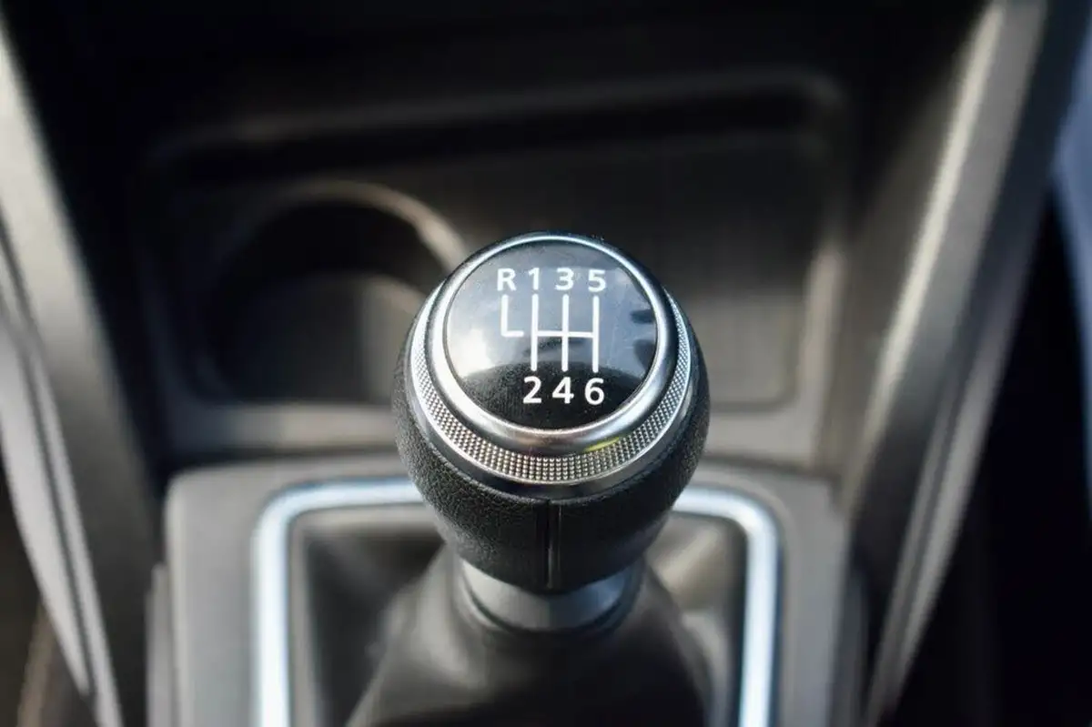 2022-dacia-duster-13-tce-comfort-130hpeu6d-4x2-window-van-big-53