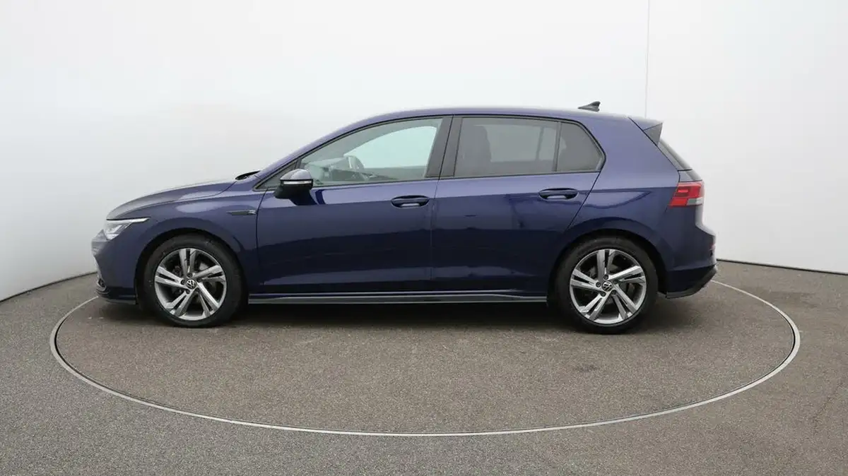 2022-volkswagen-golf-15-etsi-r-line-150ps-hatchback-big-64