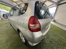 2009-honda-jazz-14-se-cvt-7-small-5