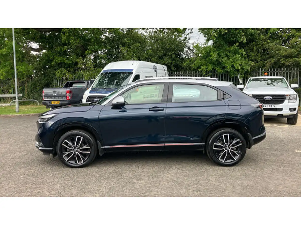 2023-honda-hr-v-15-i-mmd-advance-style-big-15