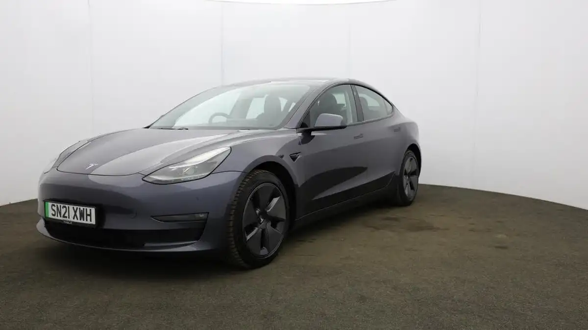 2021-tesla-model-3-e-long-range-4x4-big-40