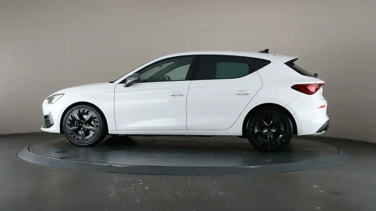 2023-cupra-leon-nf-20-tsi-vz3-300ps-hatchback-big-33