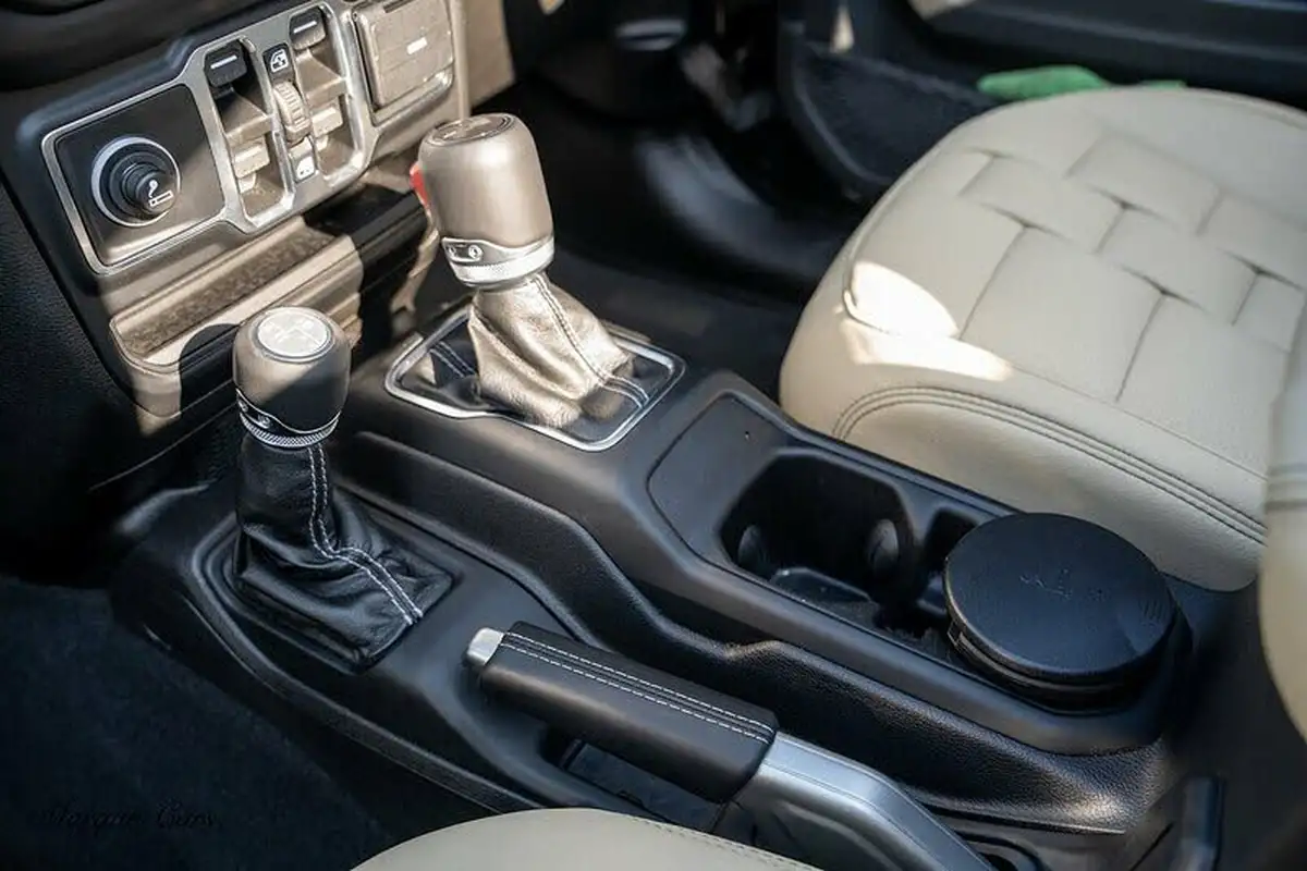 2022-jeep-wrangler-20-gme-sahara-5d-big-60