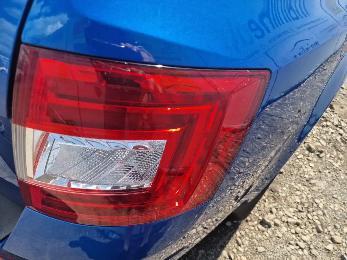 2015-skoda-octavia-20tdi-se-l-estate-big-72