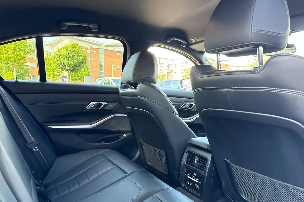 2020-bmw-3-series-20td-320d-m-sport-saloon-4d-auto-big-33