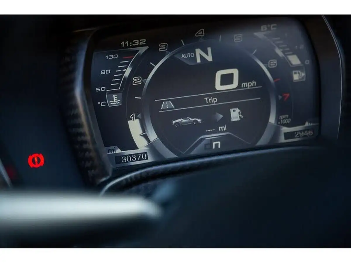 2015-alfa-romeo-4c-18-tbi-spider-big-17
