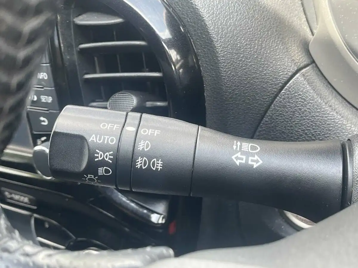 2018-nissan-juke-12-dig-t-n-connecta-ss-big-18