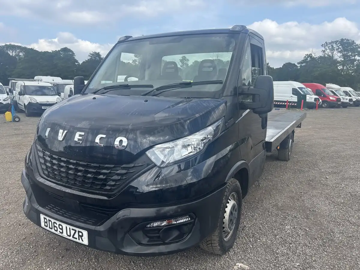 2019-iveco-daily-s-class-23td-35s14-3450-eu6-chassis-cab-hi-matic-big-10