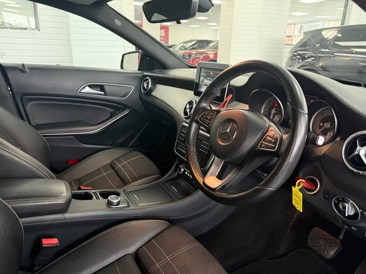 2016-mercedes-benz-cla-21d-cla-200-sport-ss-coupe-4d-7g-dct-big-21