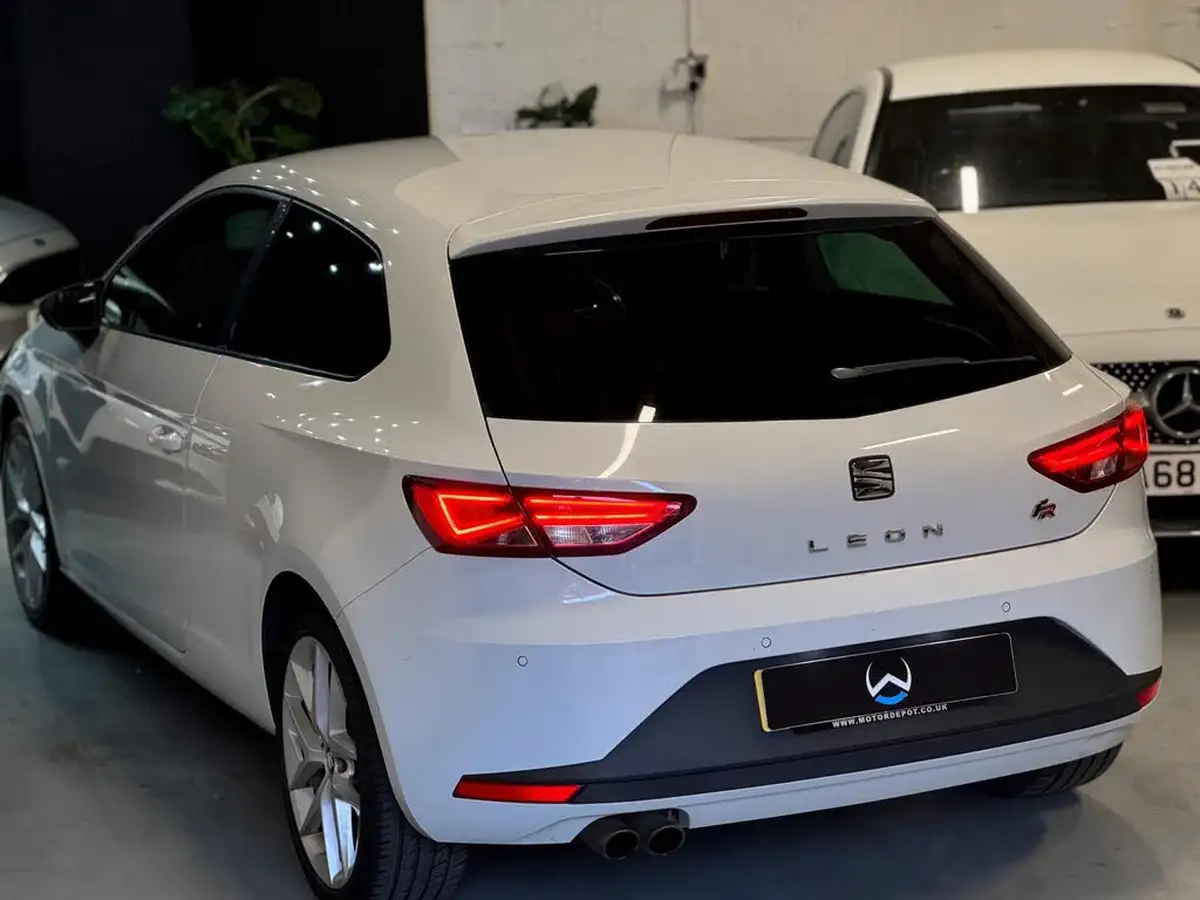 2013-seat-leon-14-fr-tech-pack-ss-sportcoupe-3d-big-7