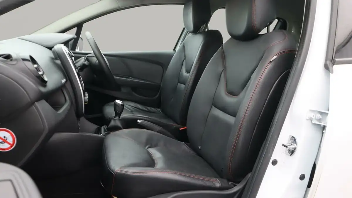 2018-renault-clio-12-dynamique-nav-big-14