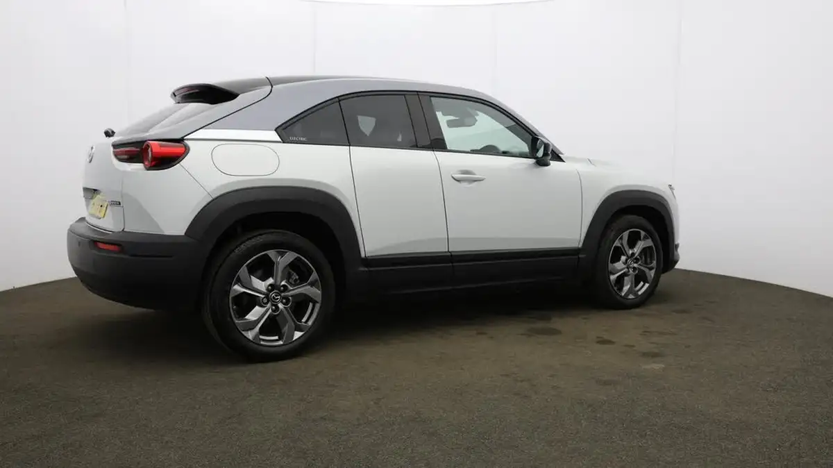 2021-mazda-mx-30-e-first-edition-big-58