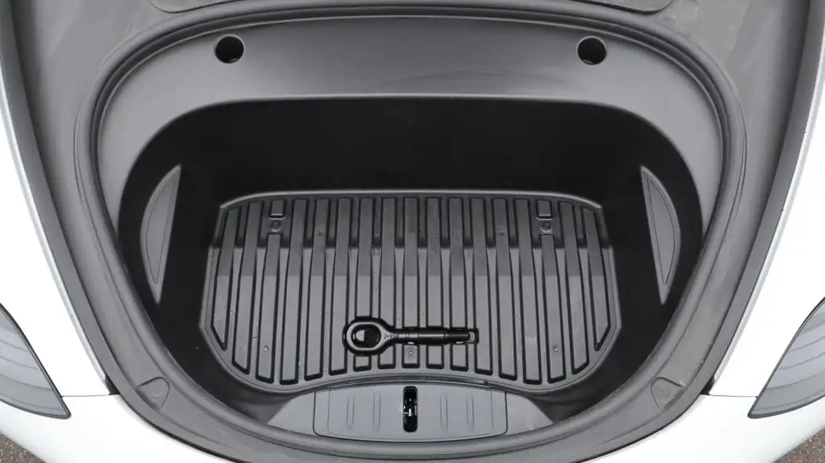 2021-tesla-model-3-e-standard-plus-big-30