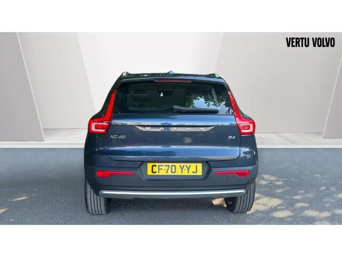 2020-volvo-xc40-20-b4-inscription-pro-big-12