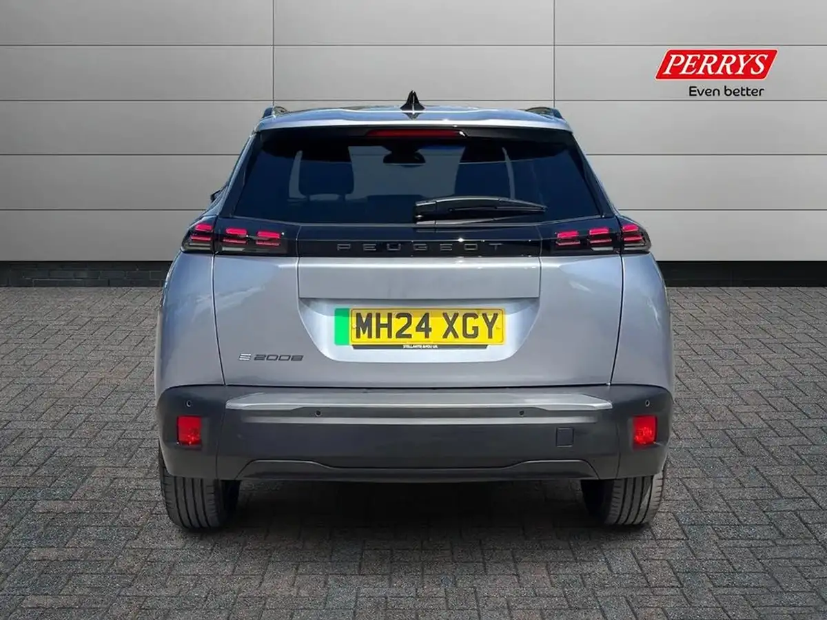 2024-peugeot-2008-suv-e-allure-136ps-50kwh-big-4