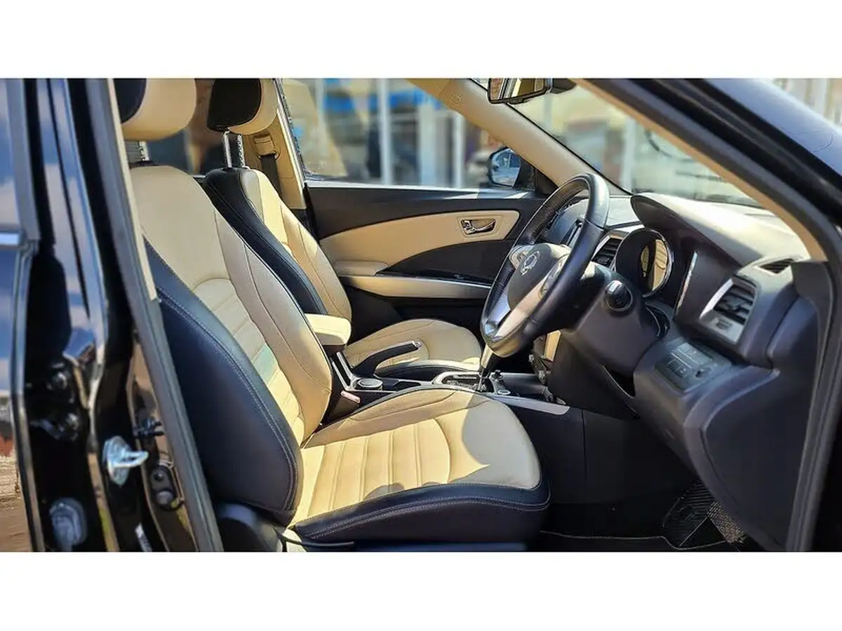 2015-kgm-ssangyong-tivoli-16td-elx-2wd-auto-big-9