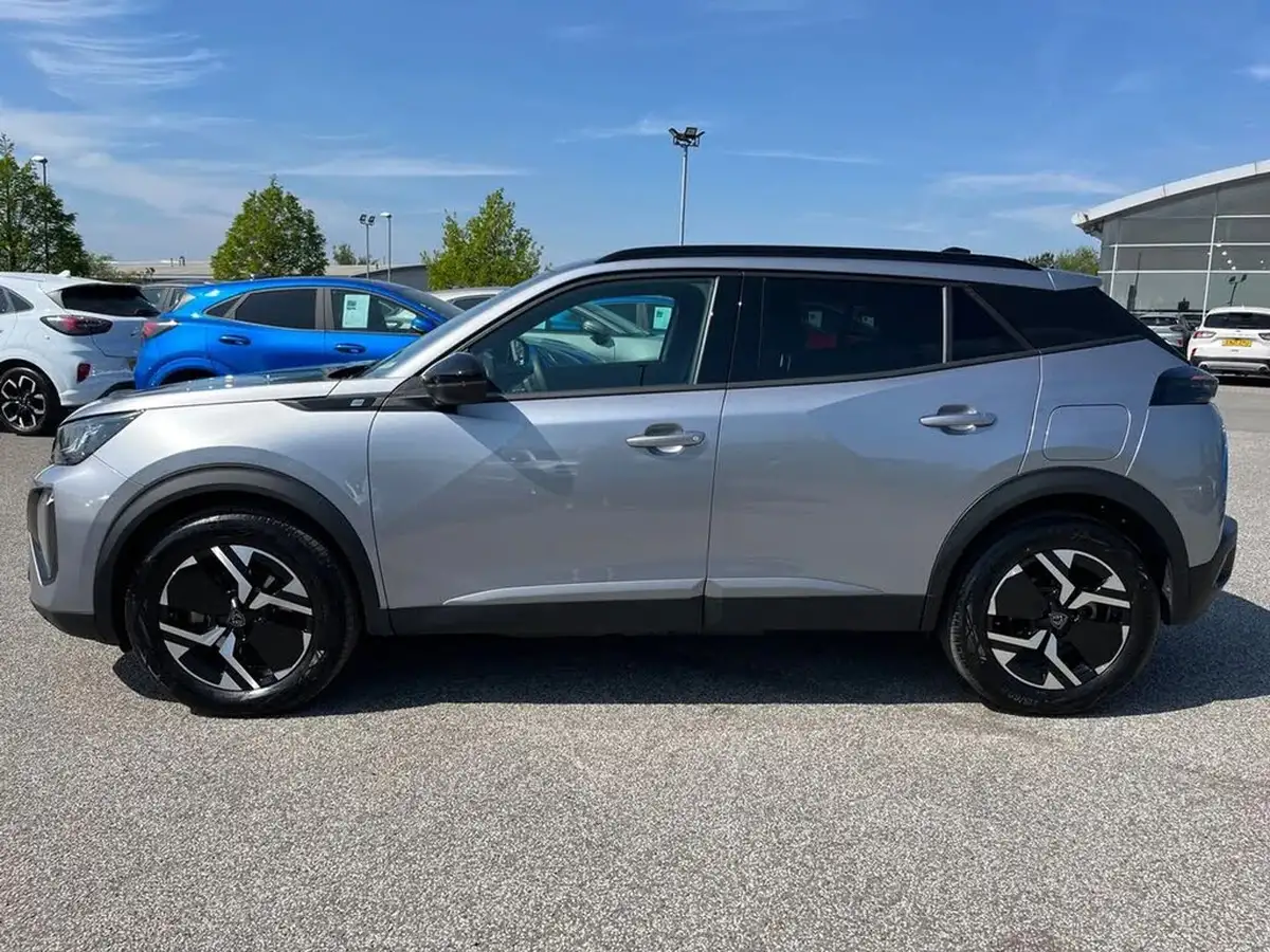 2024-peugeot-2008-suv-e-allure-136ps-50kwh-big-24