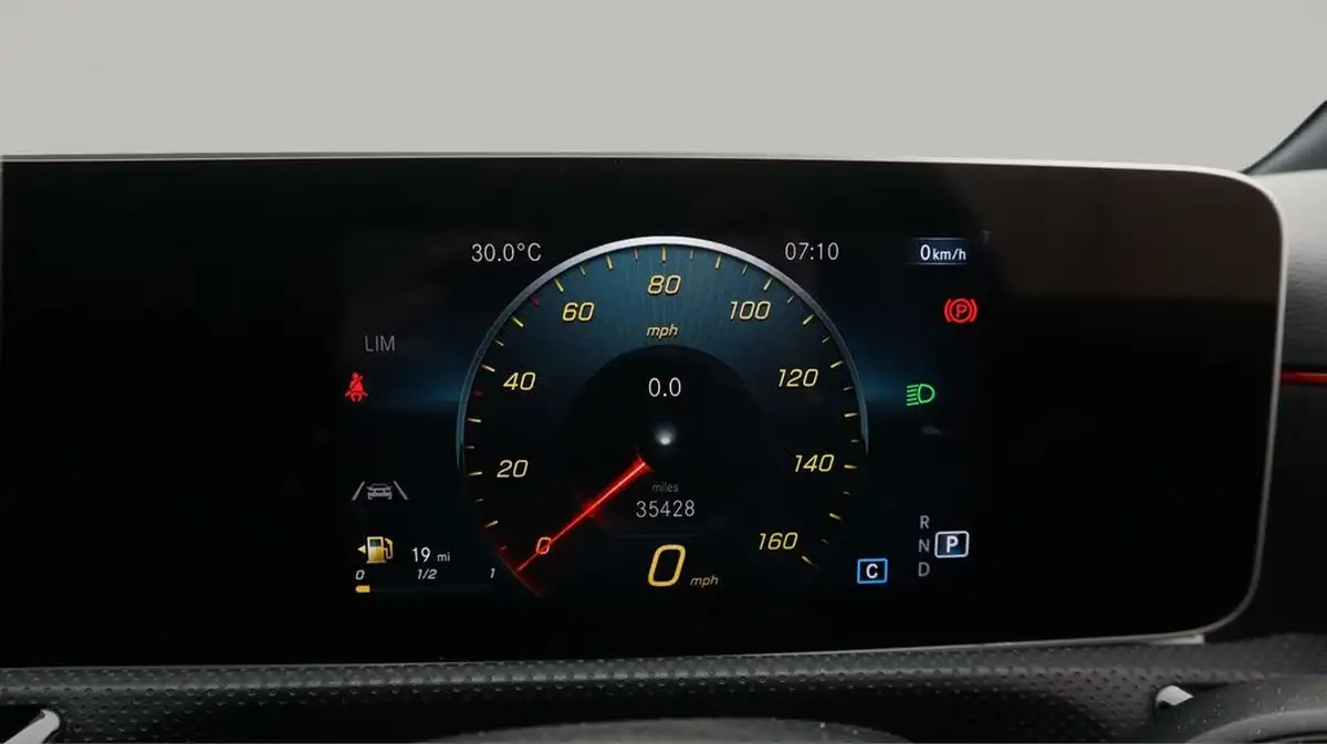 2020-mercedes-benz-a-class-13-a200-amg-line-executive-hatchback-5d-7g-dct-big-10