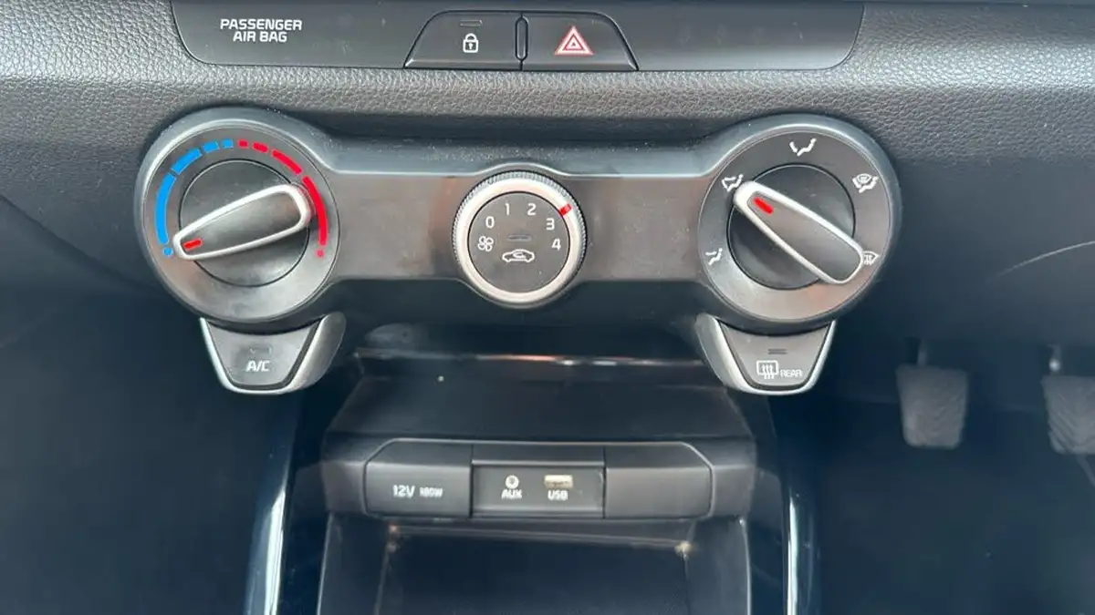 2018-kia-rio-10-t-gdi-2-big-17