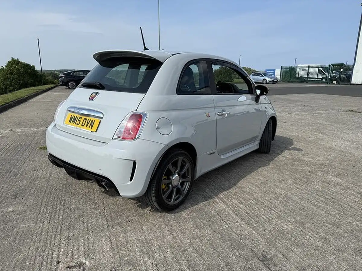 2015-abarth-500-14-big-3