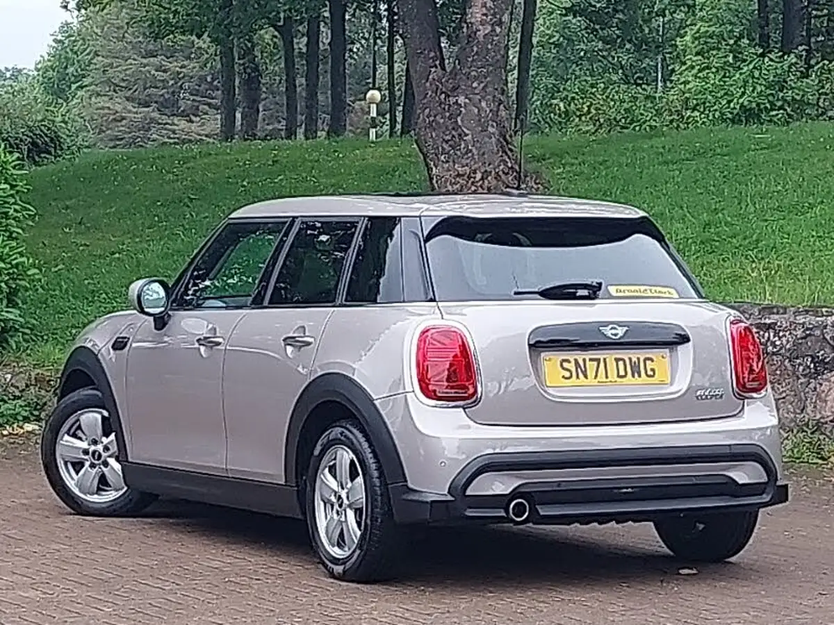 2021-mini-cooper-15-cooper-classic-hatchback-5d-auto-big-1